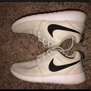 Nike Roshes